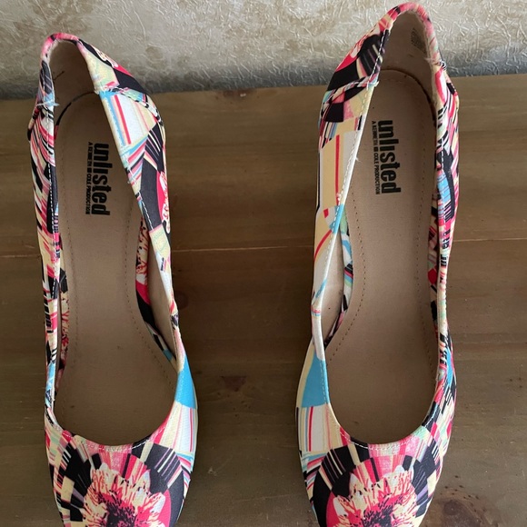 Kennet Cole Unlisted wedges - Picture 6 of 9